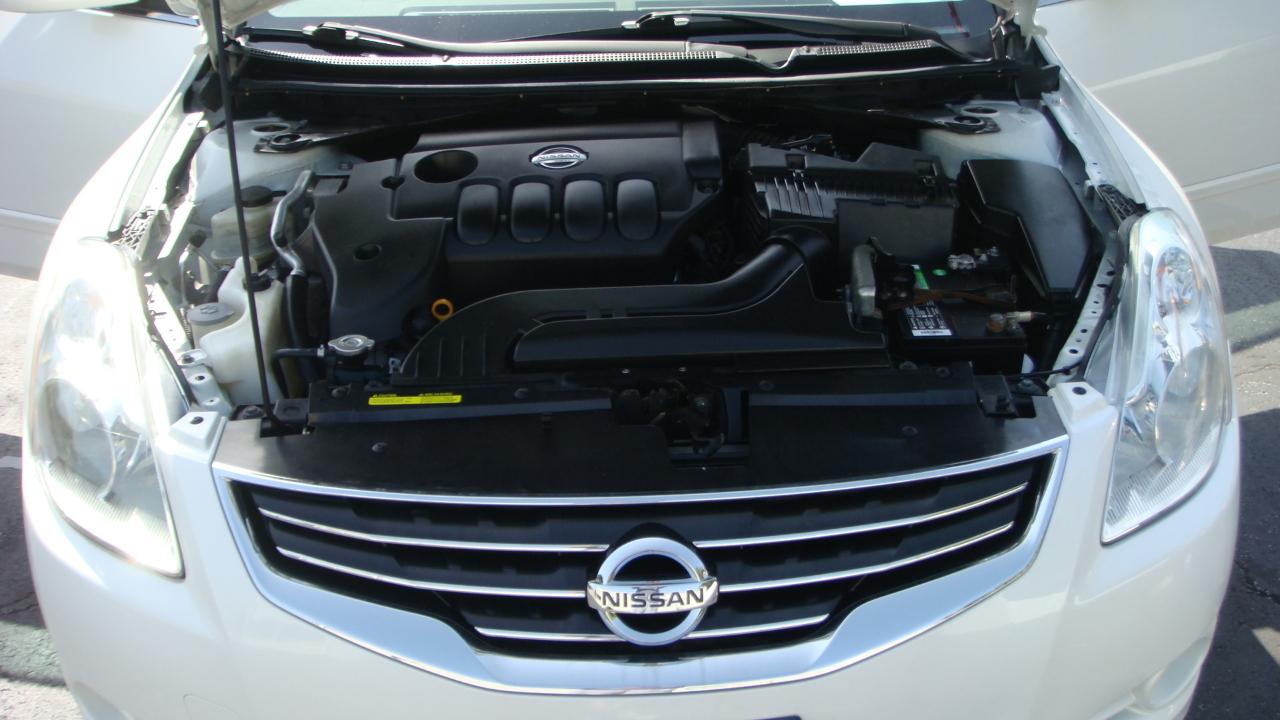Nissan Altima 2.5 S 2010