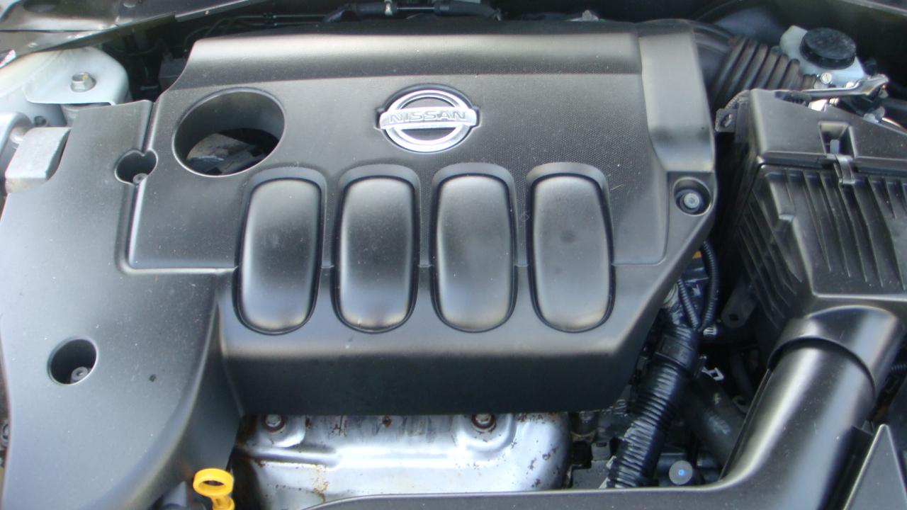 Nissan Altima 2.5 S 2010