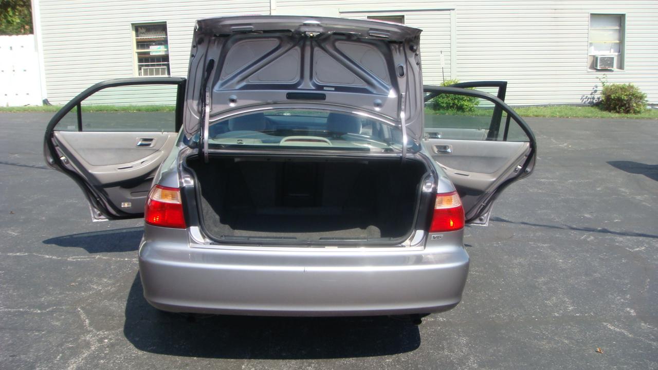Honda Accord LX 2000