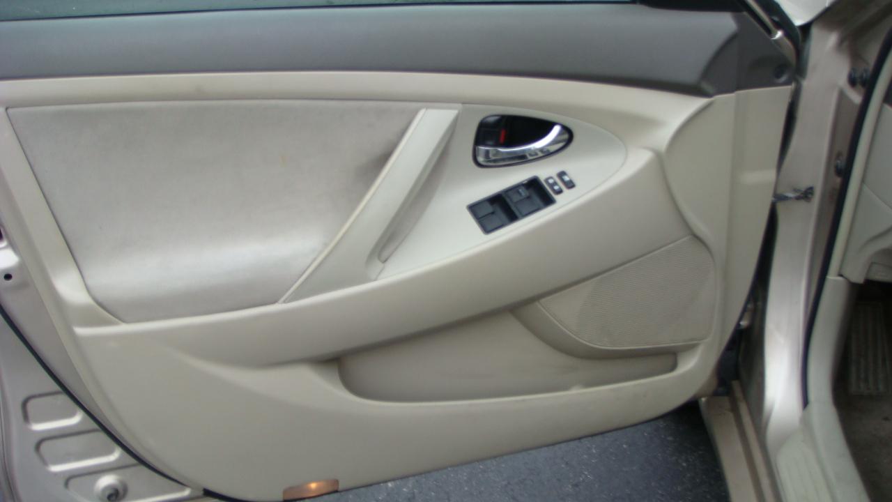 Toyota Camry LE 2007
