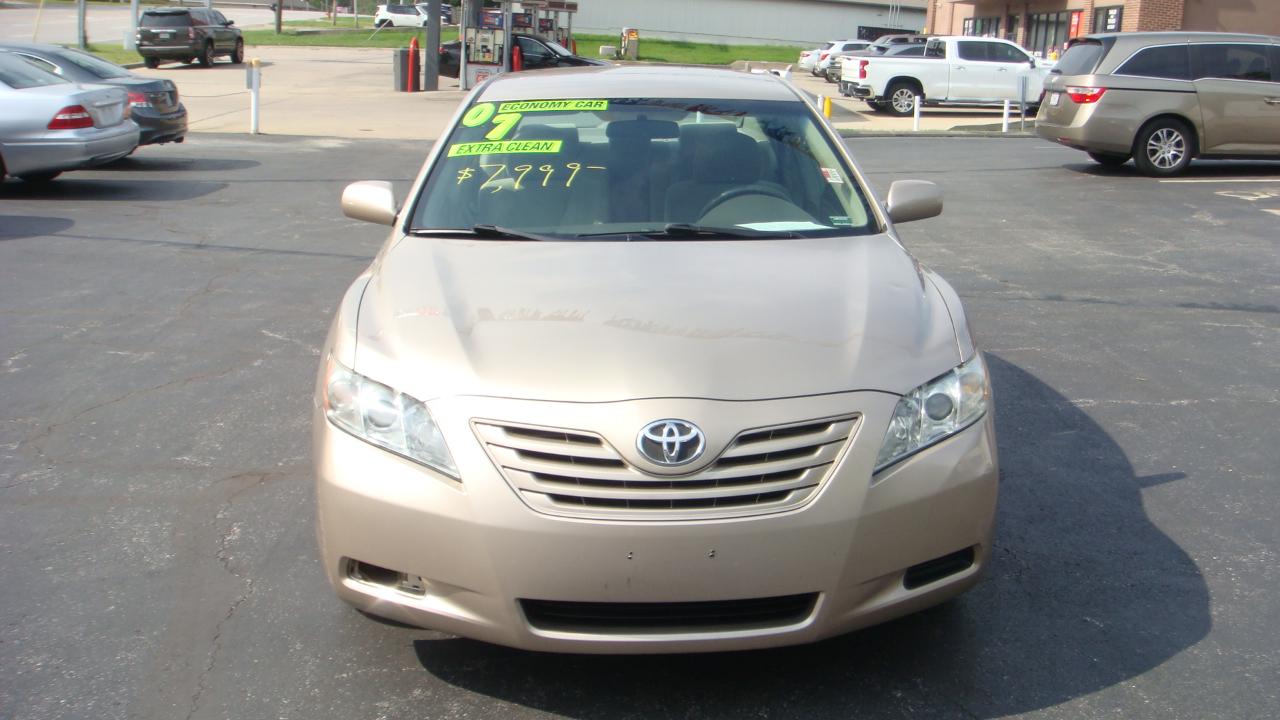 Toyota Camry LE 2007