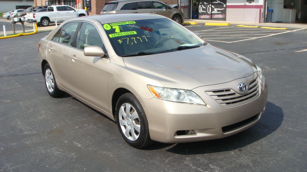 Toyota Camry LE 2007