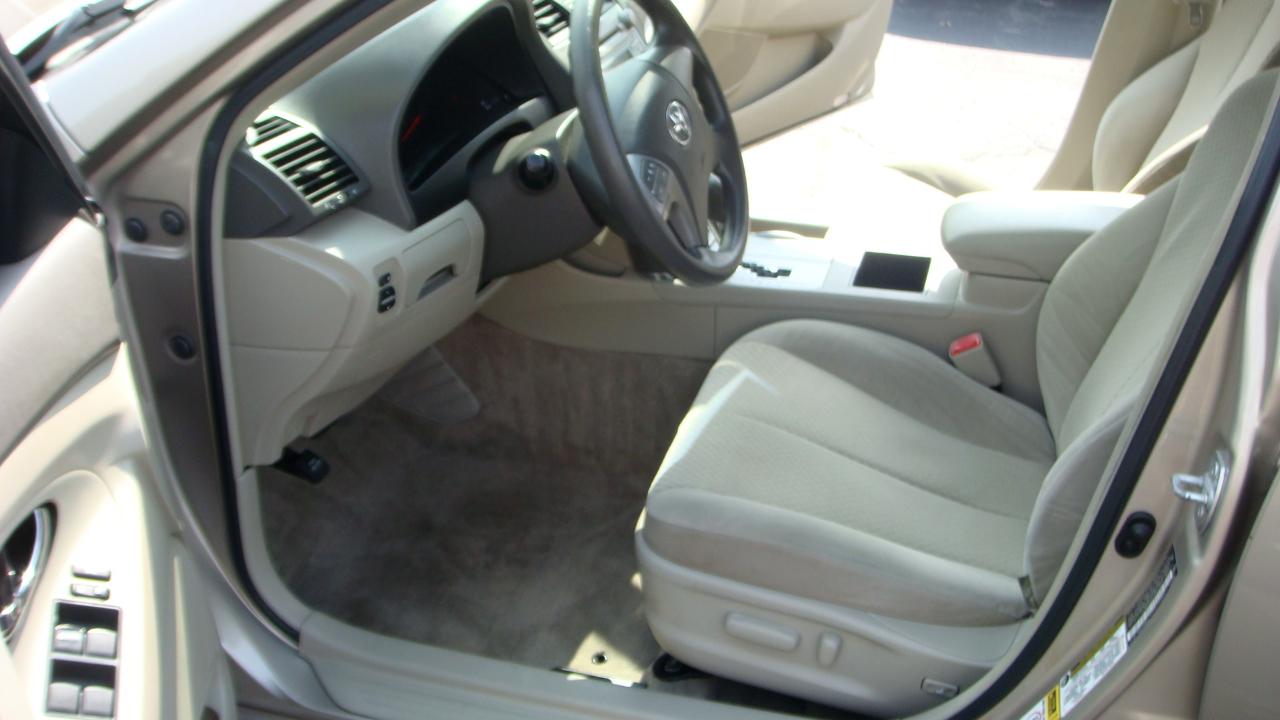 Toyota Camry LE 2007