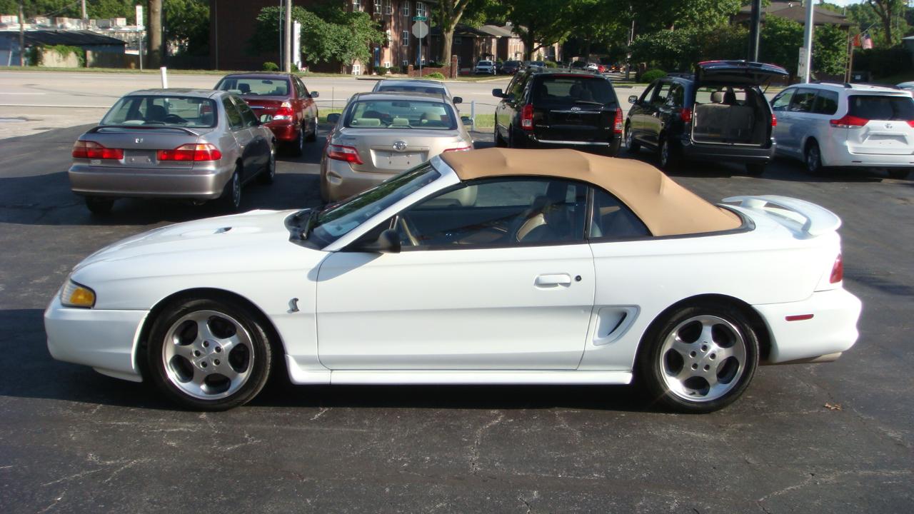 Ford Mustang Cobra Convertible 1997