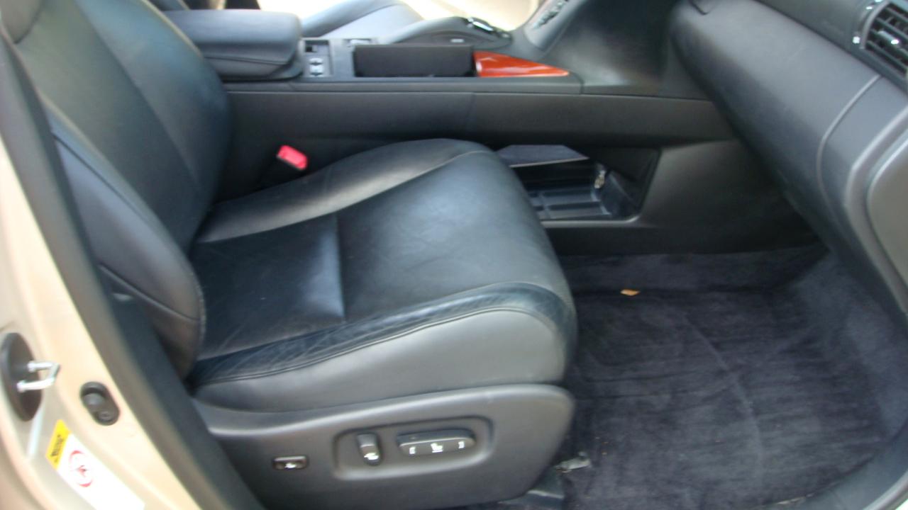 Lexus RX 450h AWD 2012