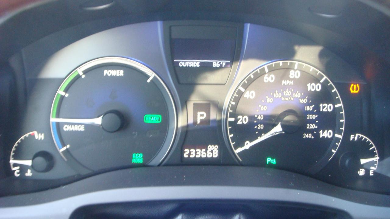 Lexus RX 450h AWD 2012