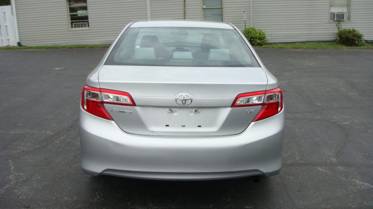 Toyota Camry XLE 2013