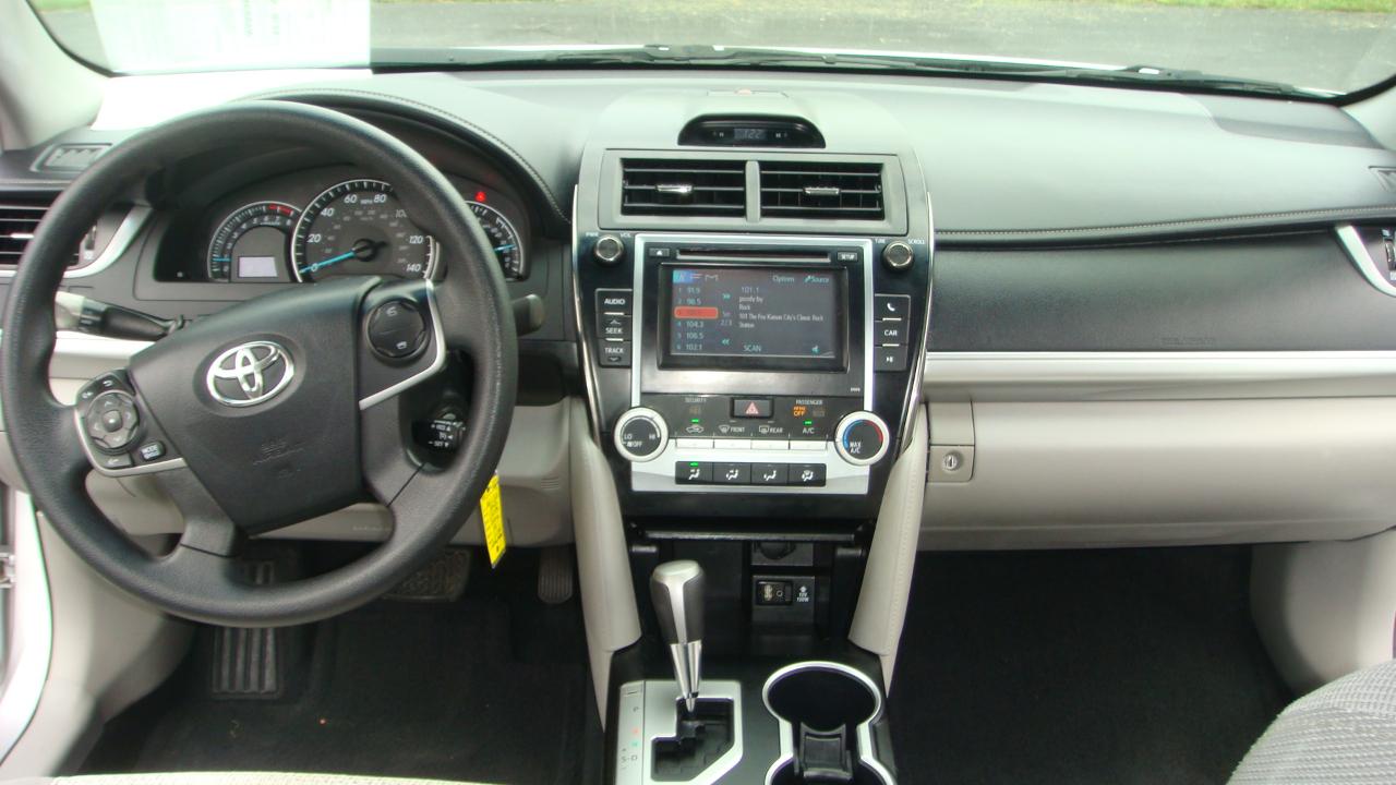 Toyota Camry XLE 2013
