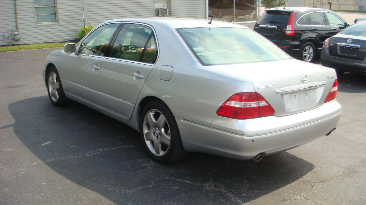 Lexus LS 430 Sedan 2006