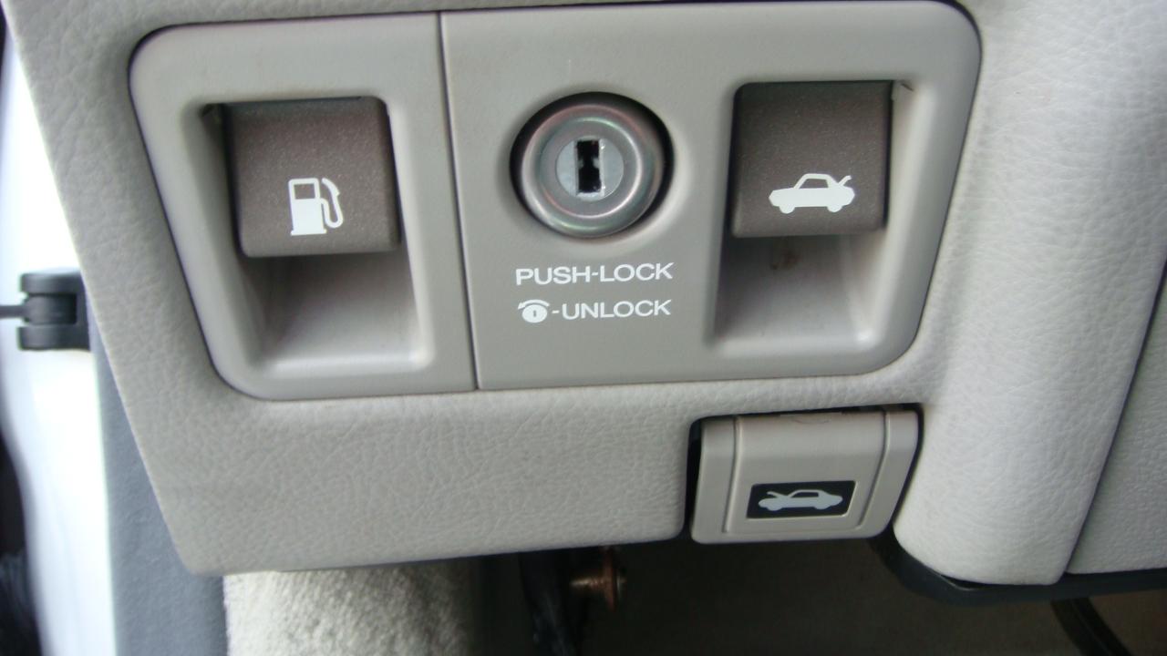 Lexus LS 430 Sedan 2006