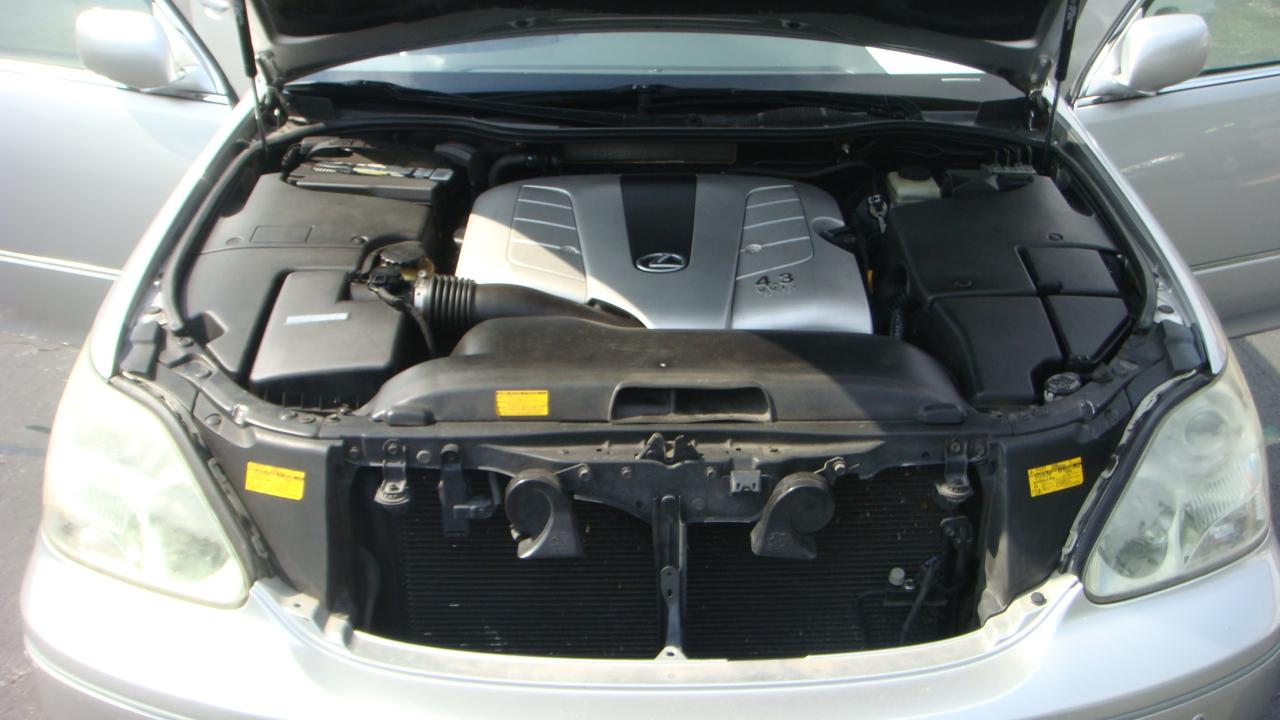 Lexus LS 430 Sedan 2006