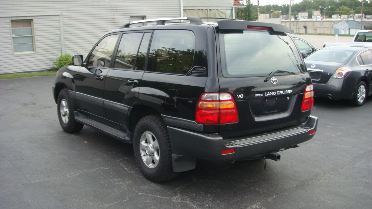Toyota Land Cruiser 4WD 1999
