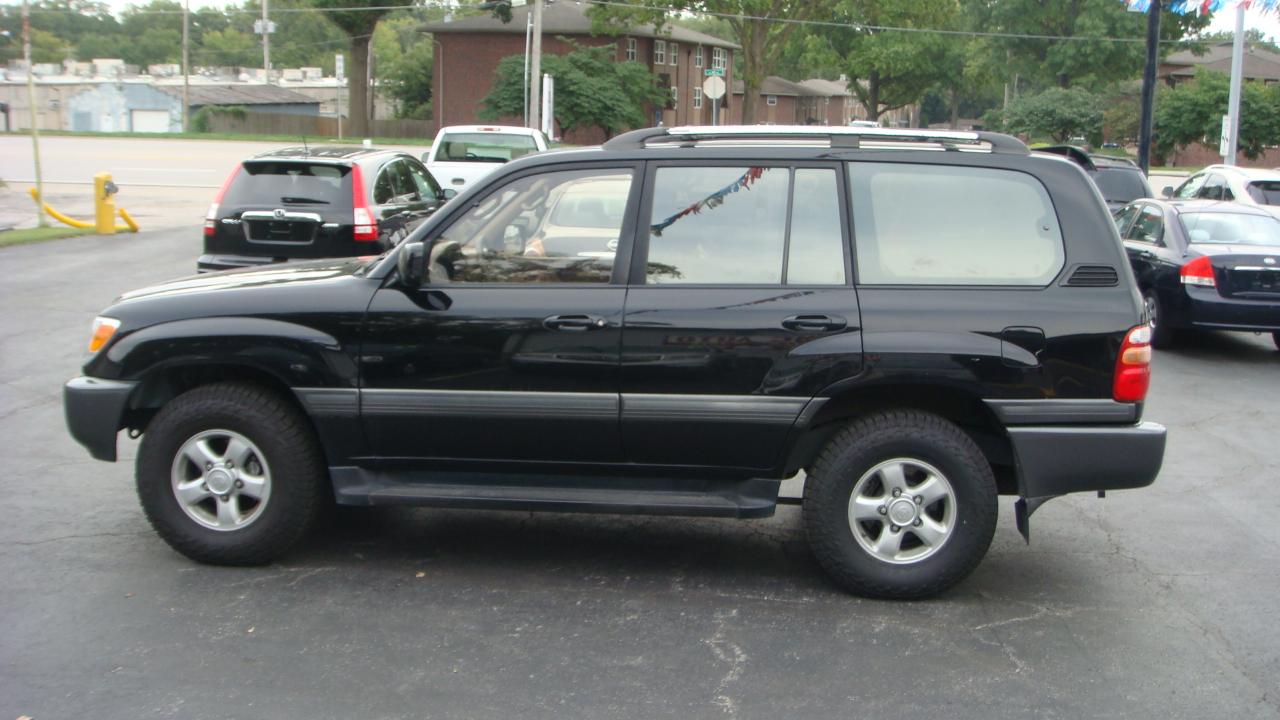 Toyota Land Cruiser 4WD 1999