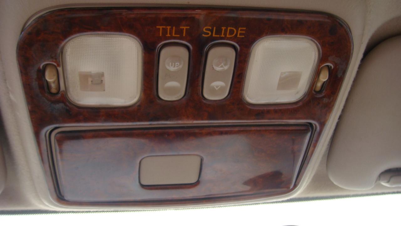 Toyota Land Cruiser 4WD 1999
