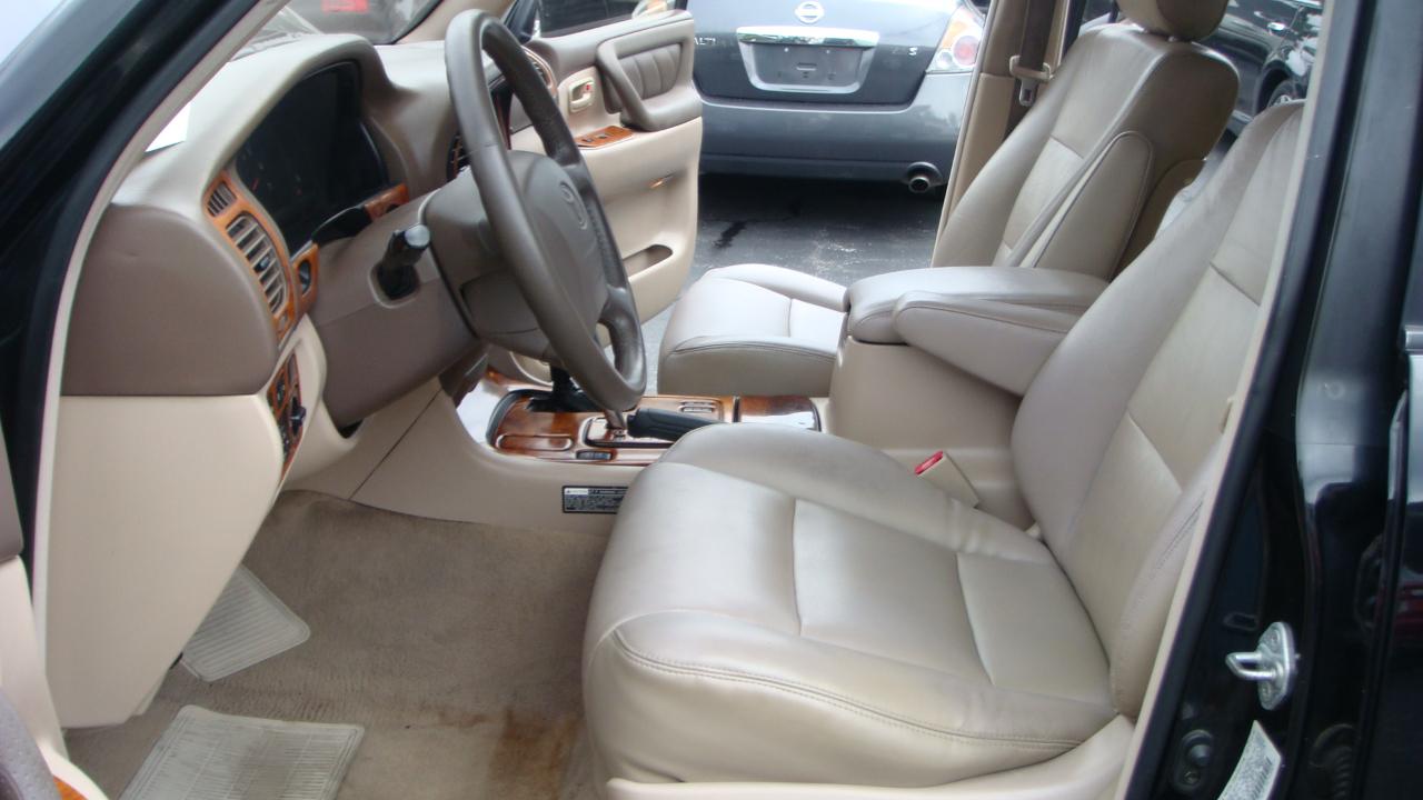 Toyota Land Cruiser 4WD 1999