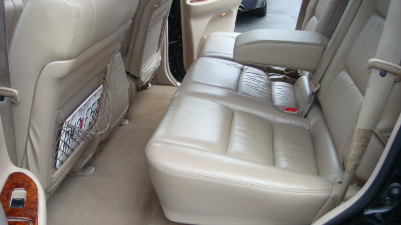 Toyota Land Cruiser 4WD 1999