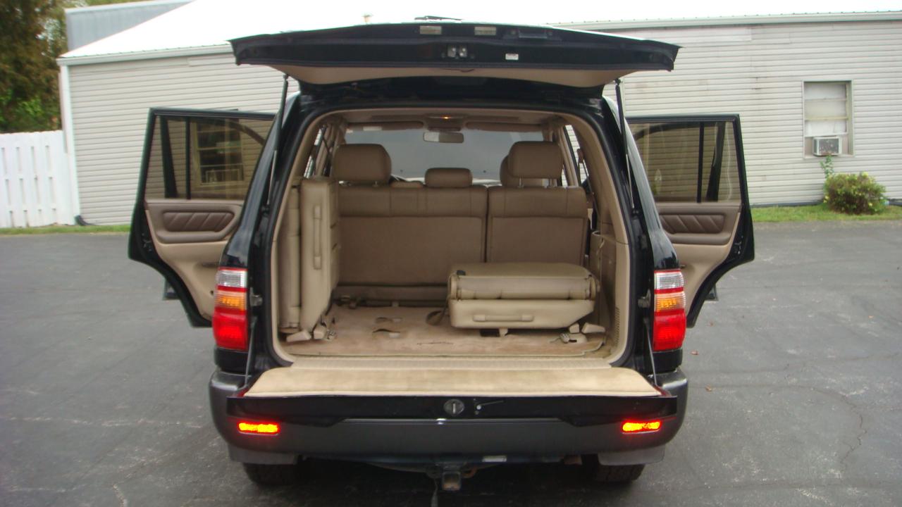 Toyota Land Cruiser 4WD 1999