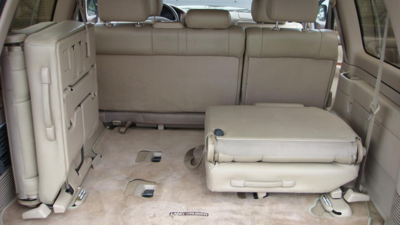 Toyota Land Cruiser 4WD 1999