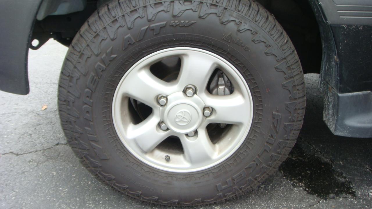Toyota Land Cruiser 4WD 1999