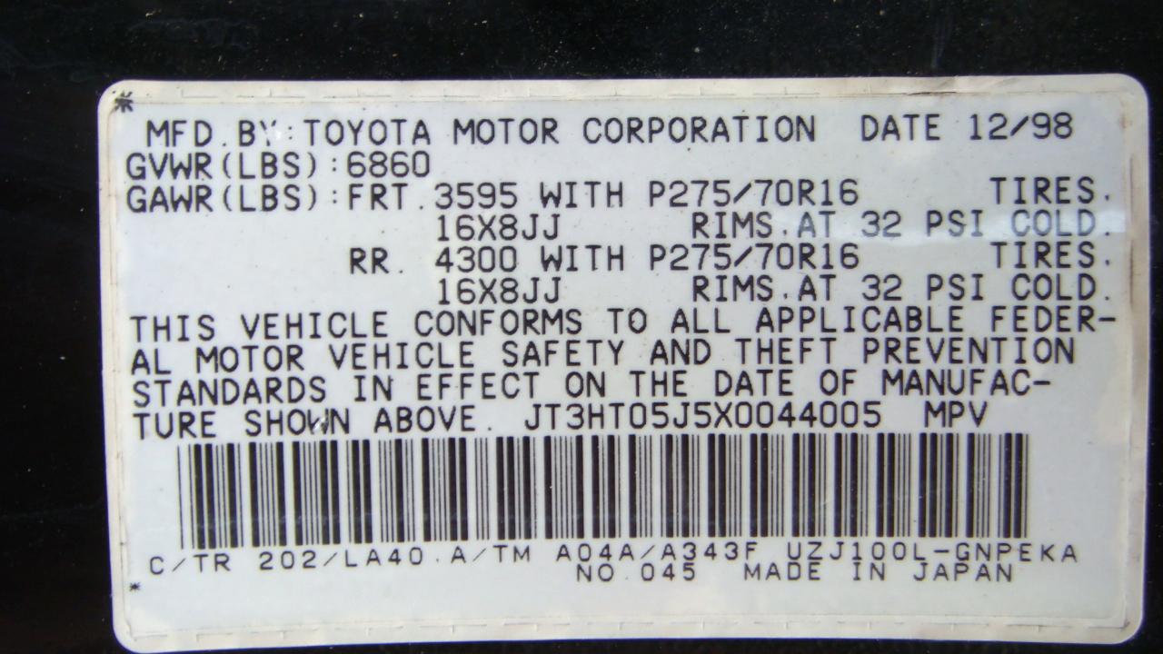 Toyota Land Cruiser 4WD 1999