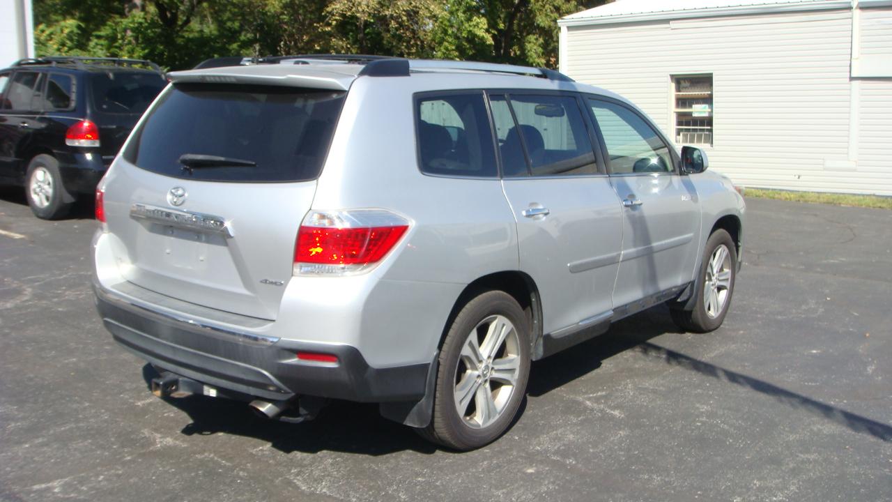 Toyota Highlander Limited 4WD 2012