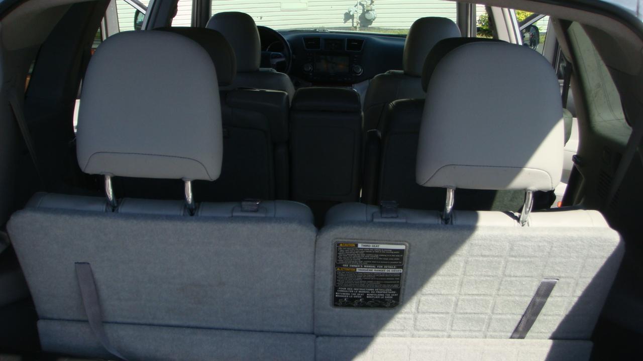 Toyota Highlander Limited 4WD 2012