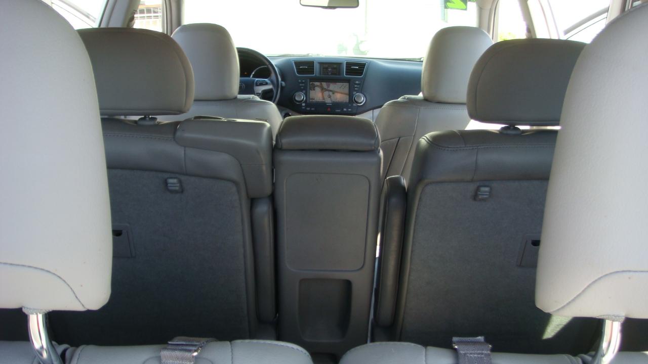 Toyota Highlander Limited 4WD 2012