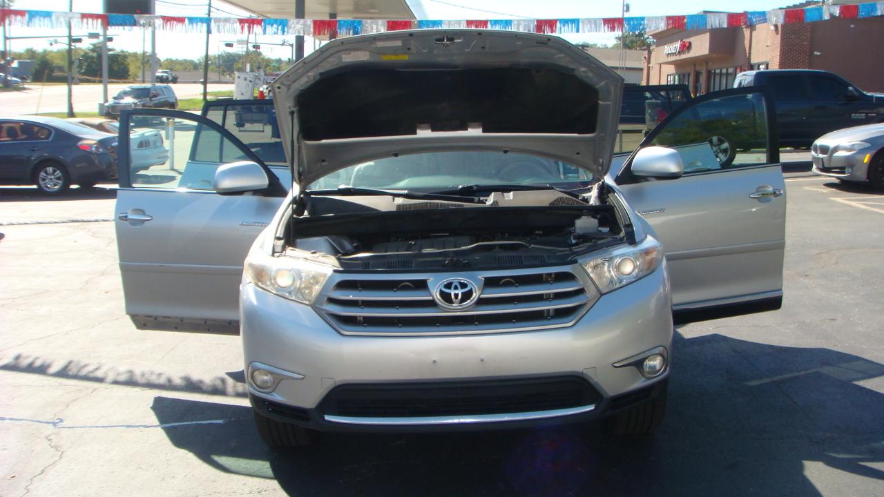 Toyota Highlander Limited 4WD 2012