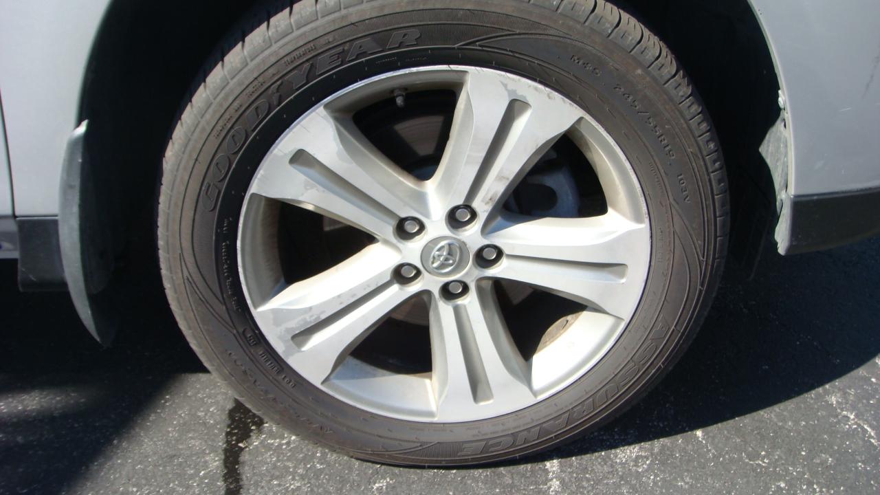 Toyota Highlander Limited 4WD 2012
