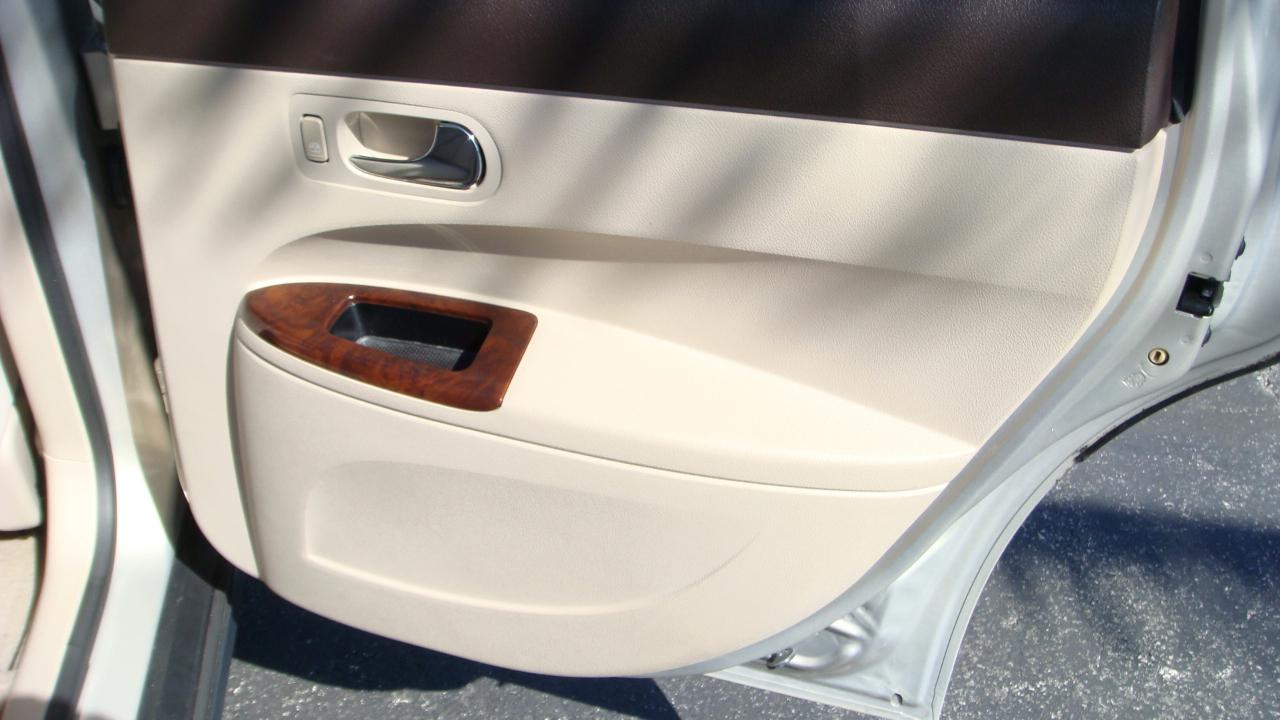 Buick LaCrosse CX 2008