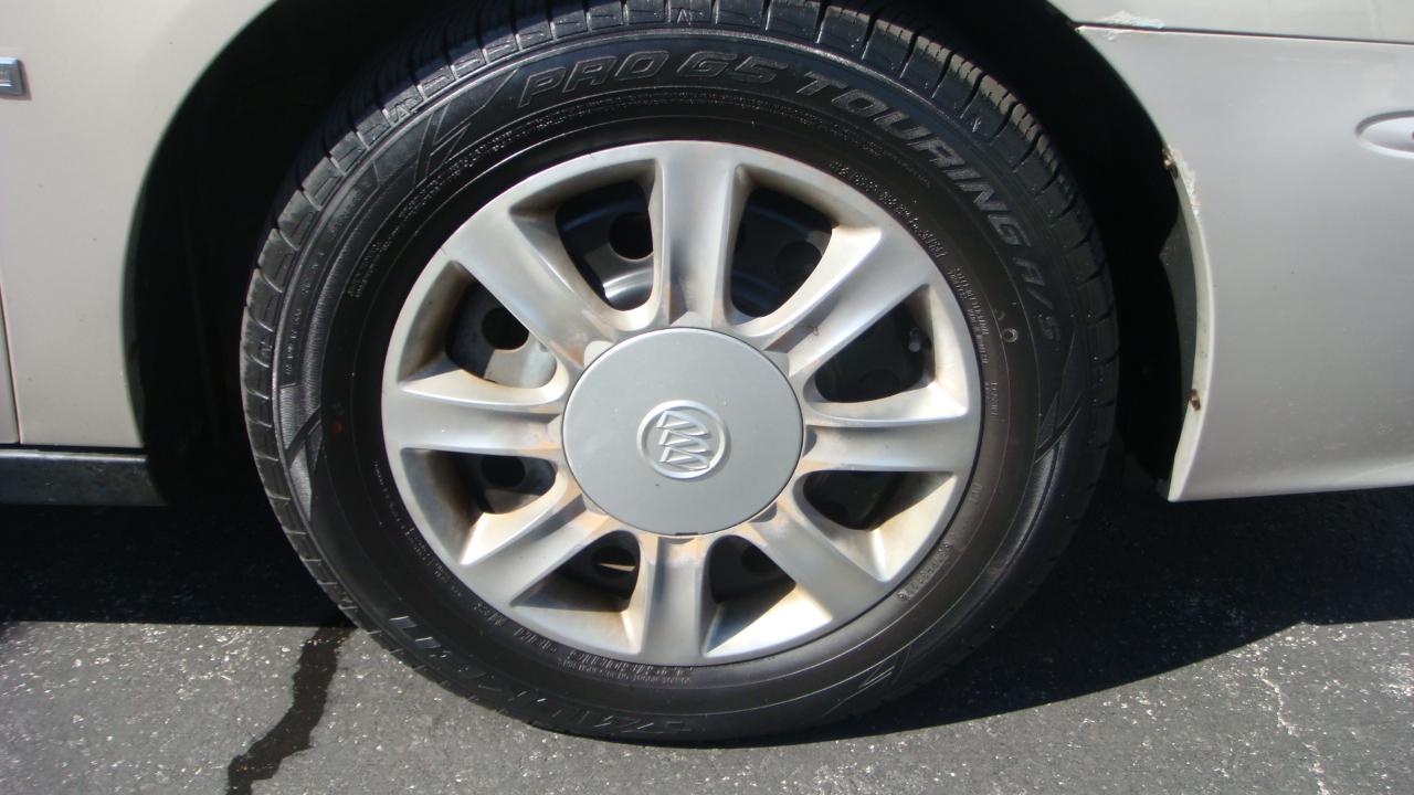 Buick LaCrosse CX 2008