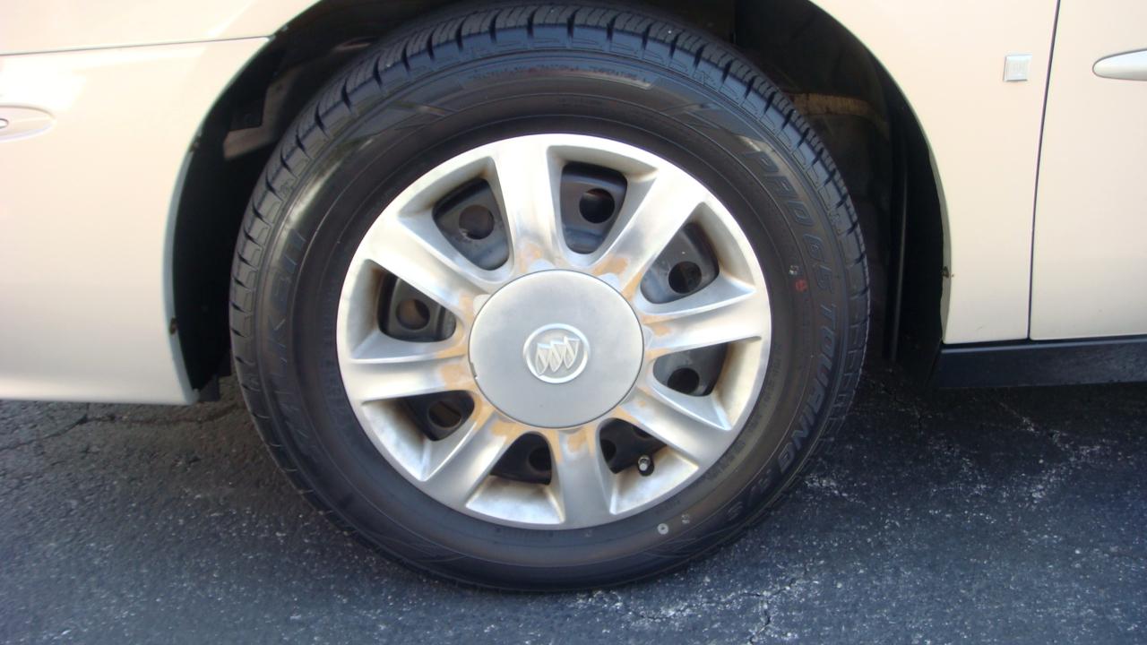 Buick LaCrosse CX 2008