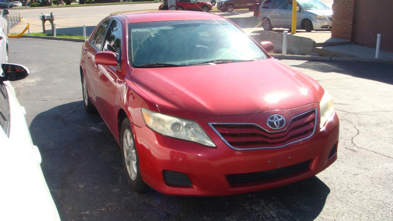 Toyota Camry LE 2011