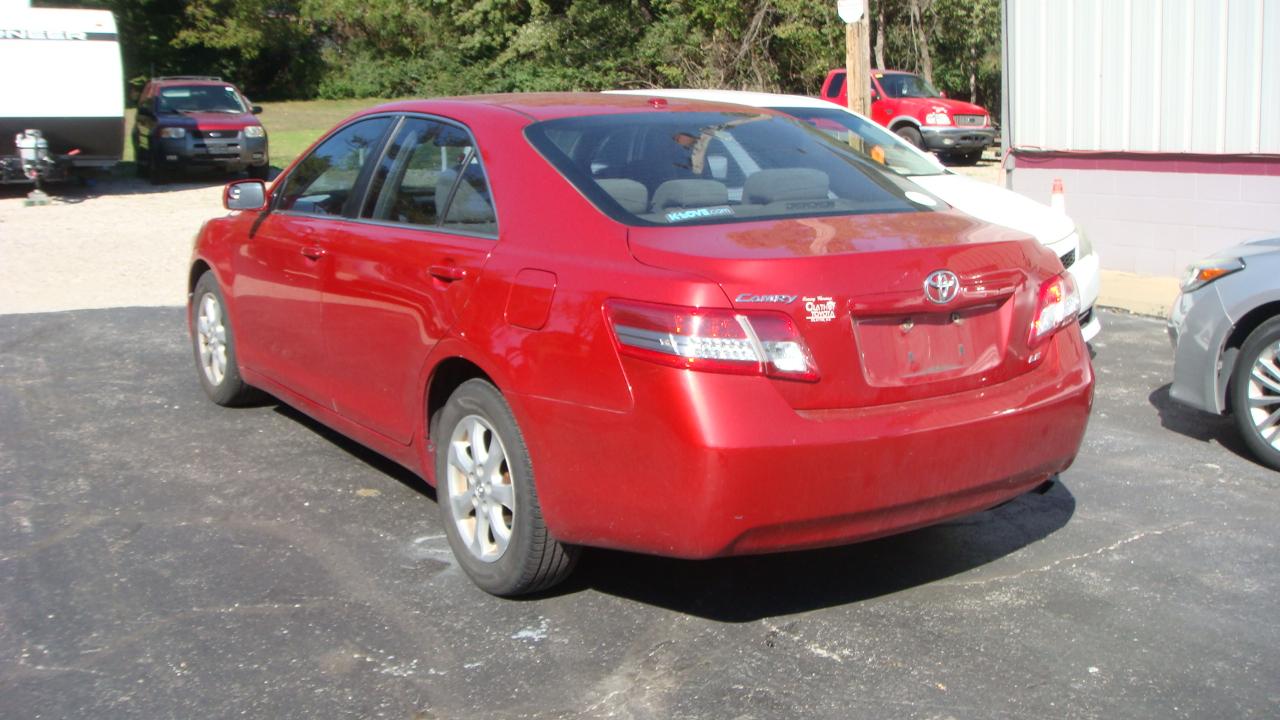 Toyota Camry LE 2011