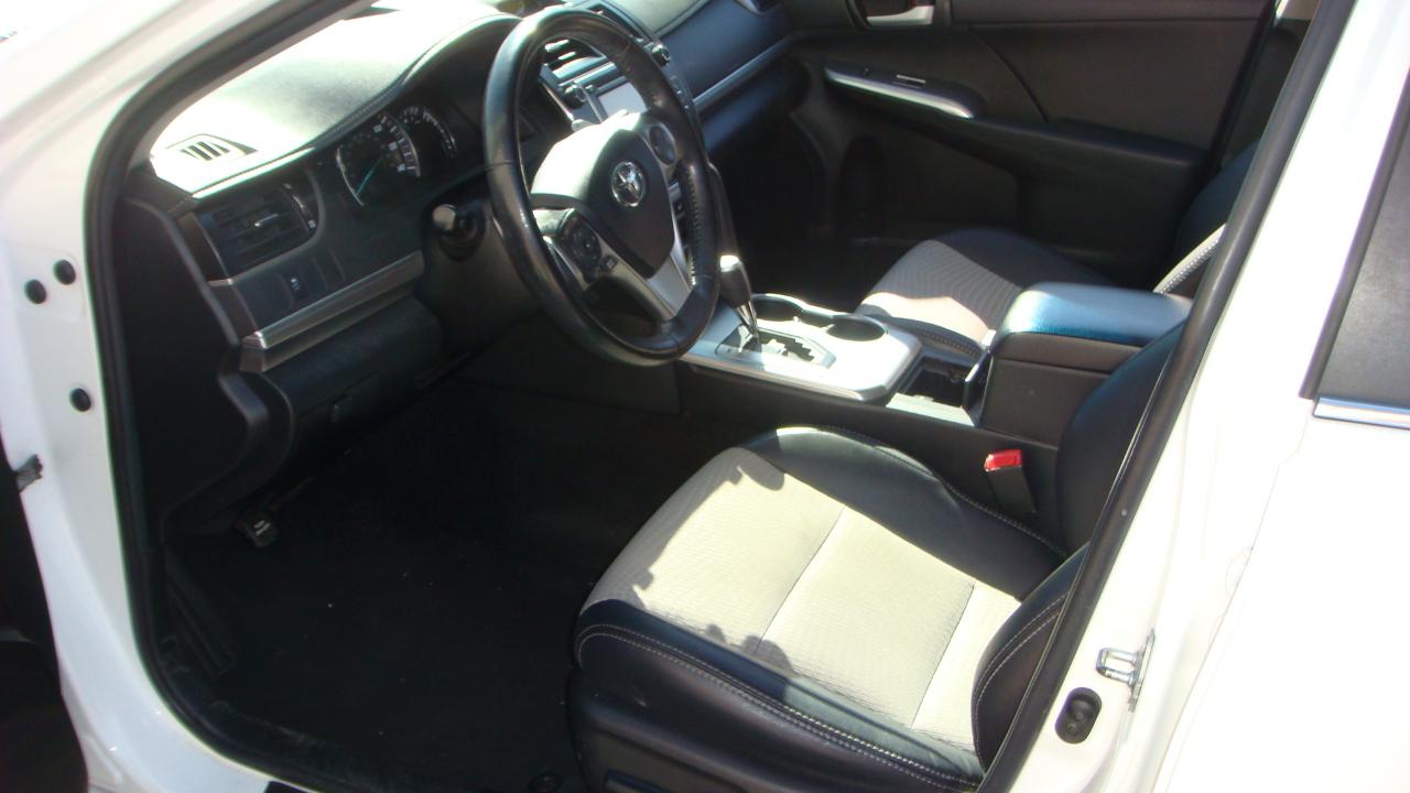 Toyota Camry SE 2013