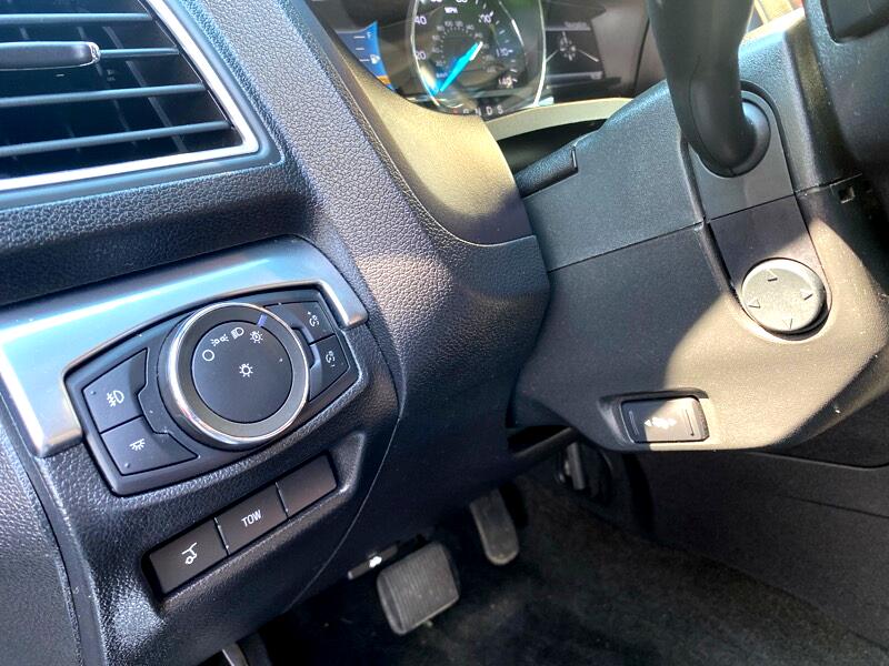 2017 Ford Explorer Limited photo 11
