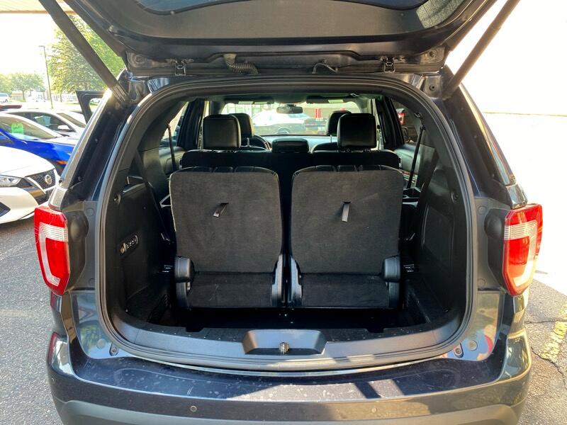 2017 Ford Explorer Limited photo 19
