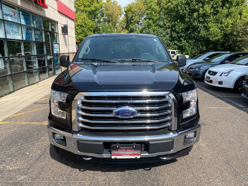 Ford F-150 XLT 4WD SuperCrew 5.5' Box 2017 Ford F-150 XLT 4WD SuperCrew 5.5' Box 2017