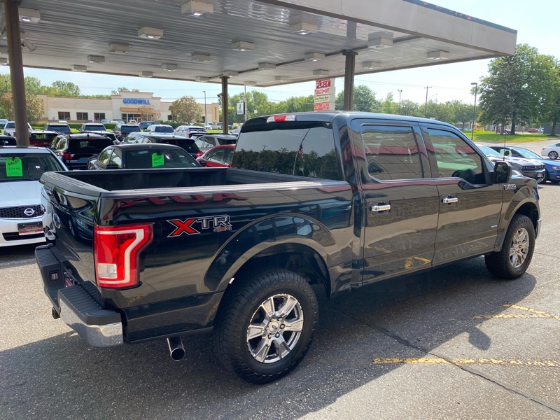 Ford F-150 XLT 4WD SuperCrew 5.5' Box 2017 Ford F-150 XLT 4WD SuperCrew 5.5' Box 2017