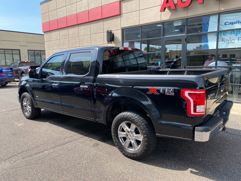 Ford F-150 XLT 4WD SuperCrew 5.5' Box 2017 Ford F-150 XLT 4WD SuperCrew 5.5' Box 2017