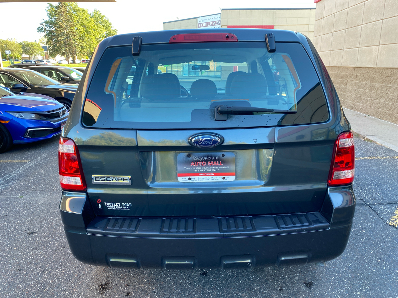 2009 Ford Escape XLS photo 4