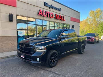 2018 RAM 1500 4WD Crew Cab 149" Night