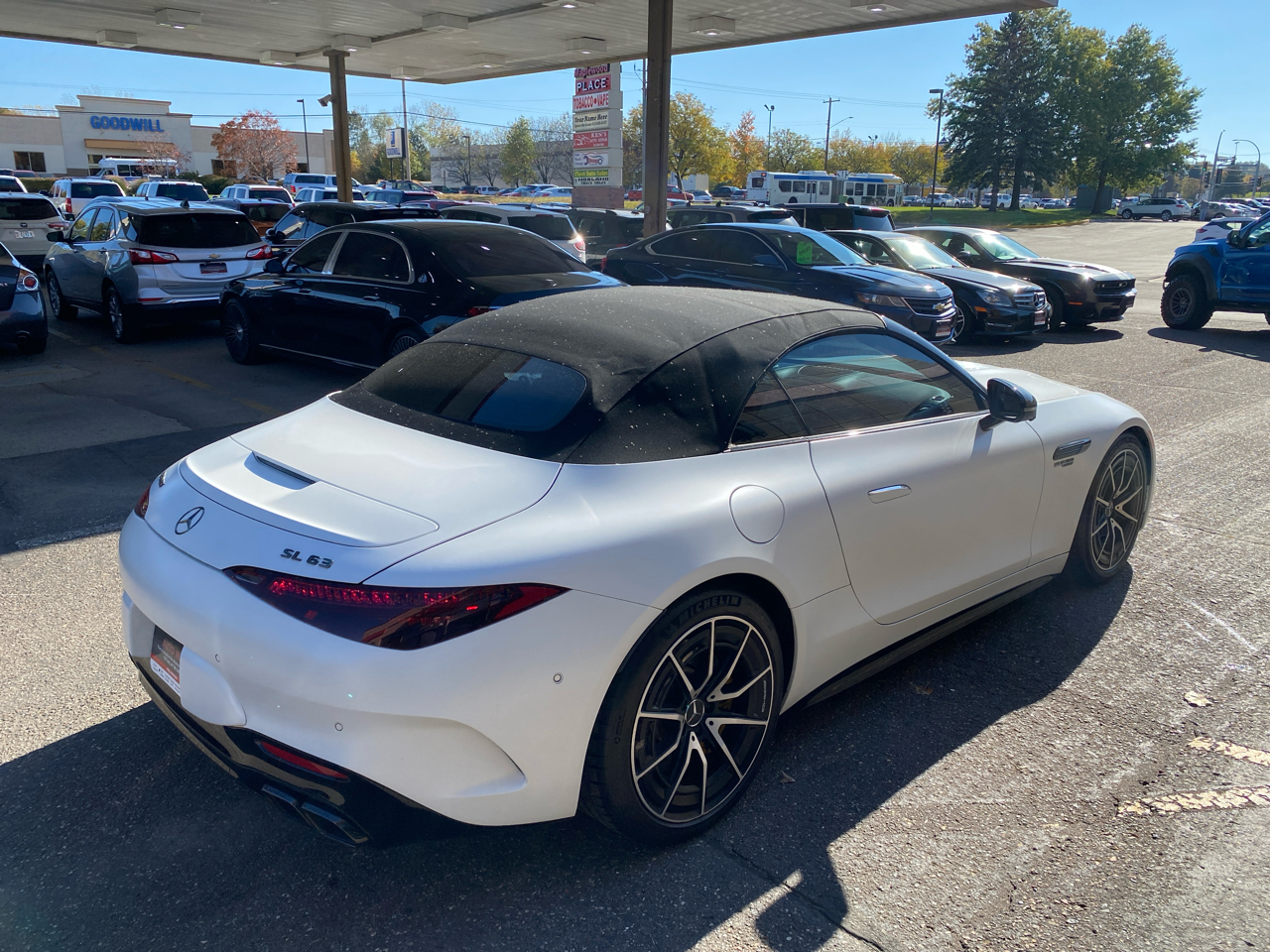 Mercedes-Benz SL-Class 2dr Roadster SL 63 AMG 2022 Mercedes-Benz SL-Class 2dr Roadster SL 63 AMG 2022