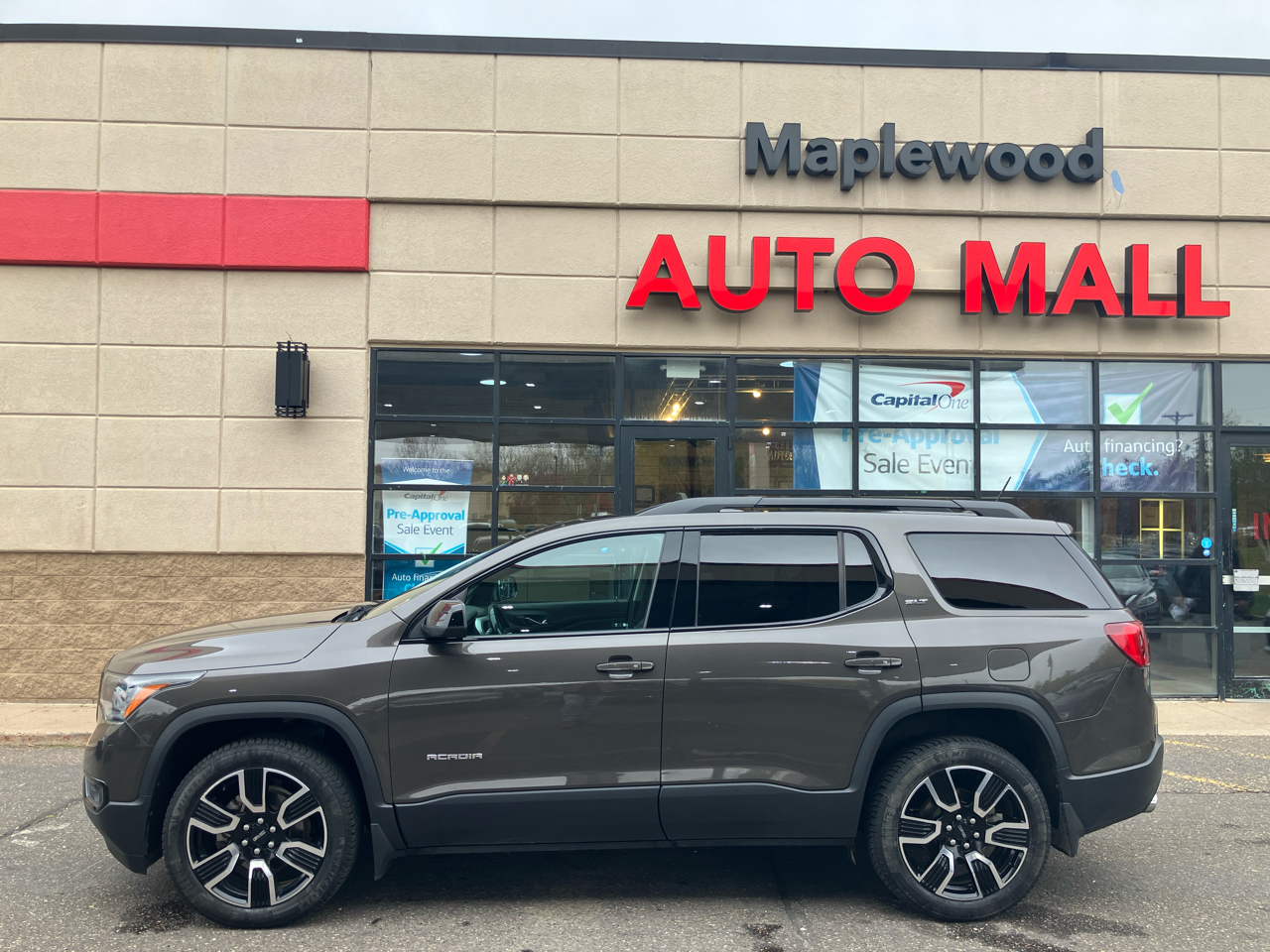 2019 Gmc Acadia SLT photo 4