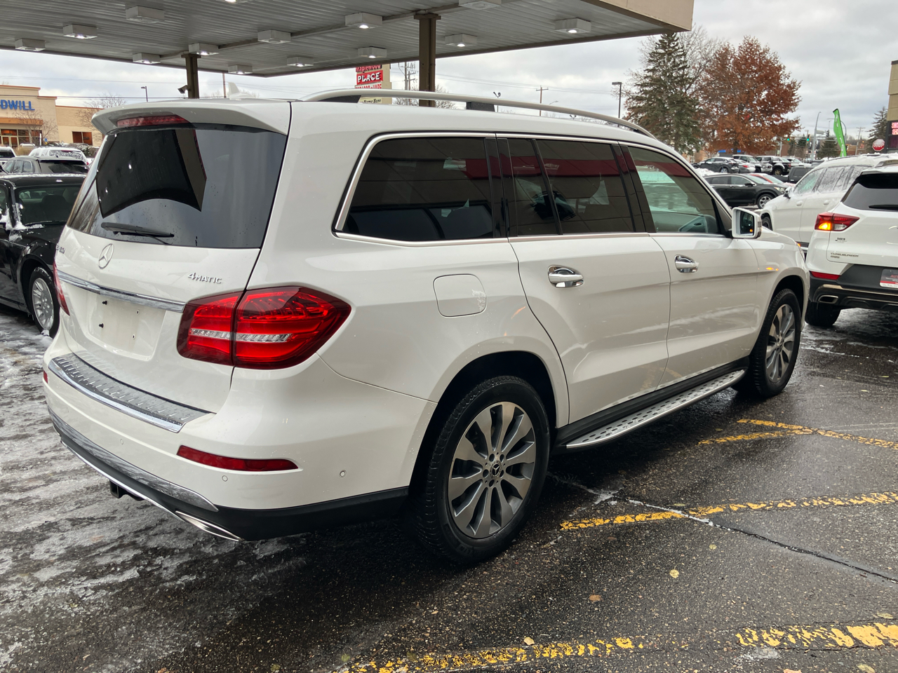 2019 Mercedes Benz GLS 450 4MATIC photo 3