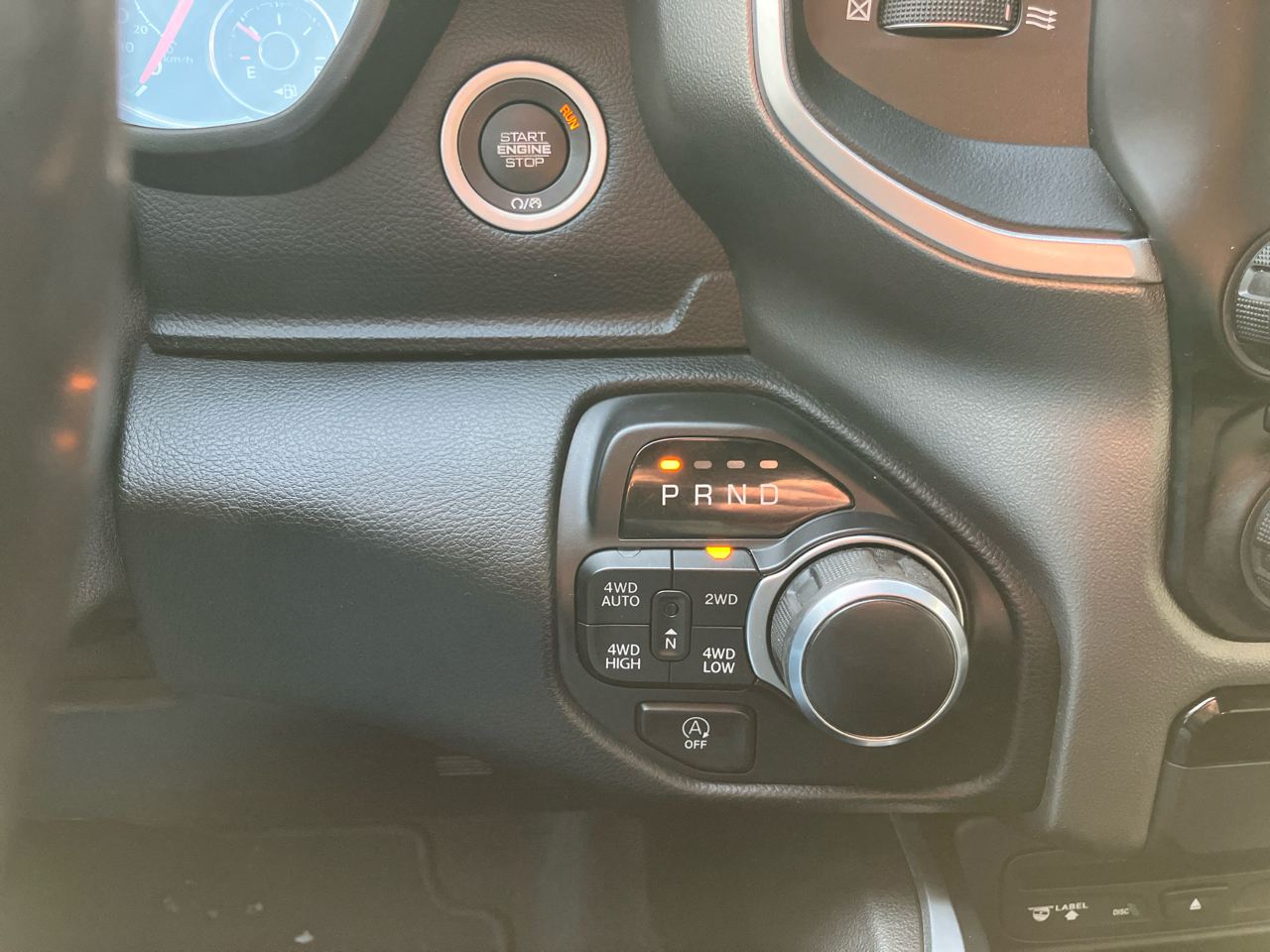 RAM 1500 Big Horn Crew Cab SWB 4WD 2019