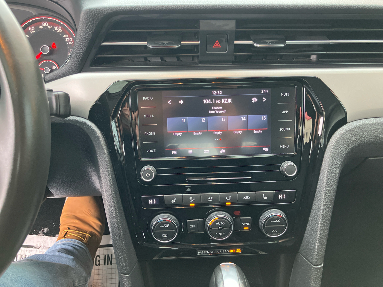 Volkswagen Passat SE 2022