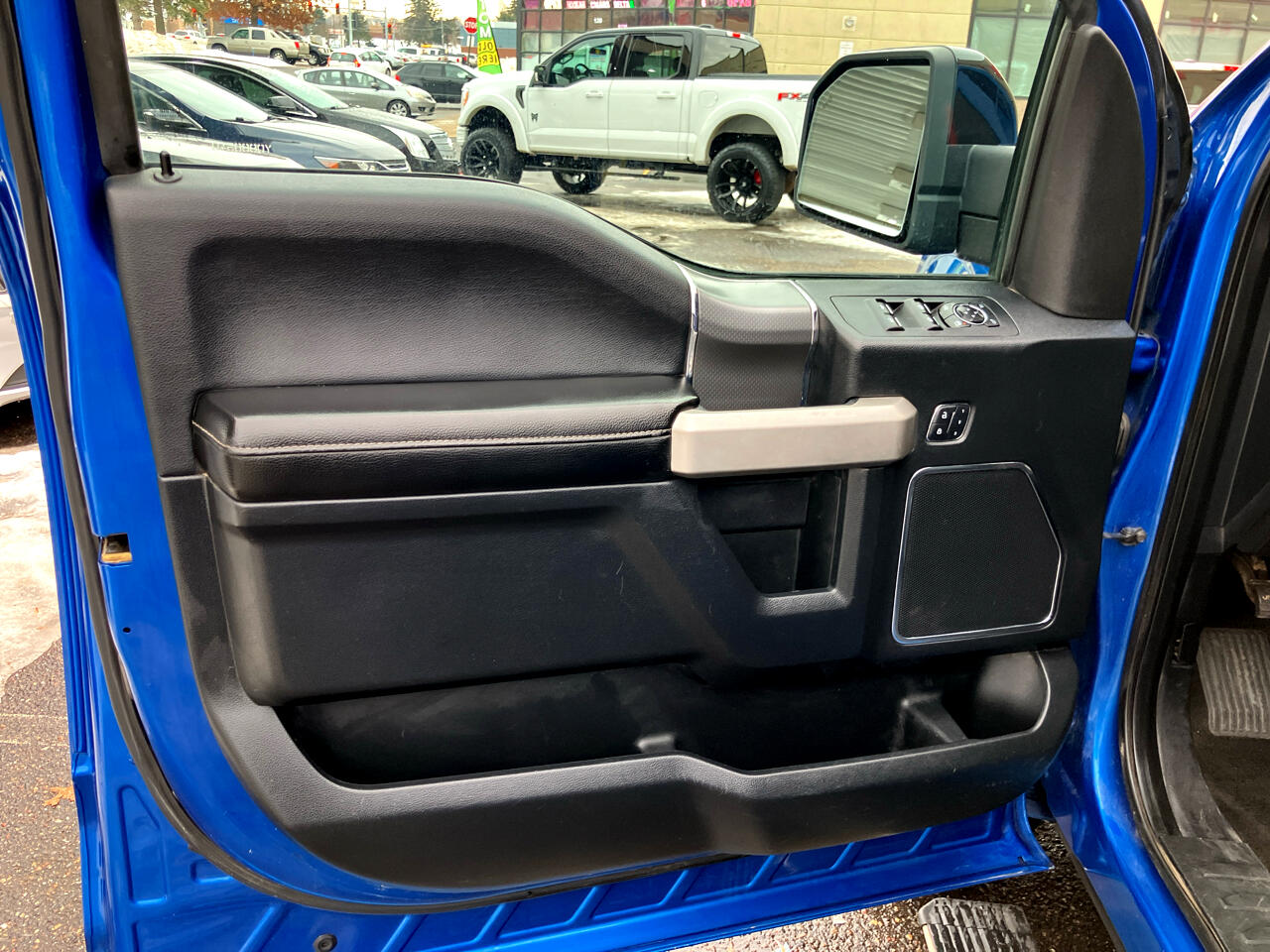 Ford F-150 Lariat 4WD SuperCrew 6.5' Box 2015