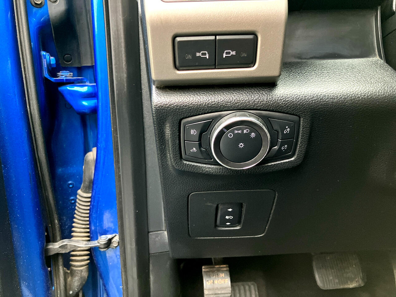 Ford F-150 Lariat 4WD SuperCrew 6.5' Box 2015