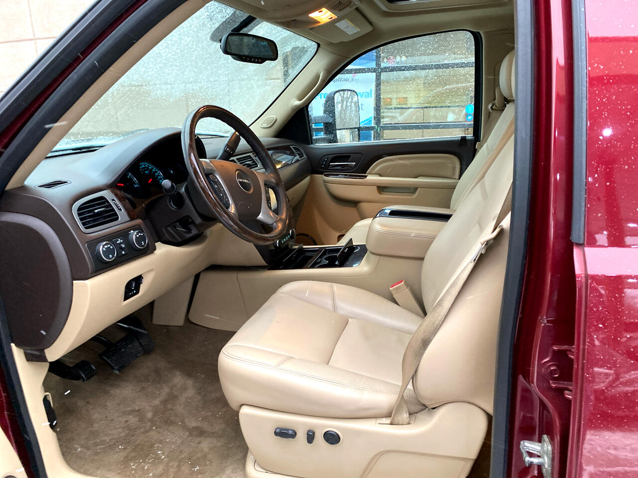 GMC Sierra 3500HD Denali Crew Cab SRW 4WD 2014